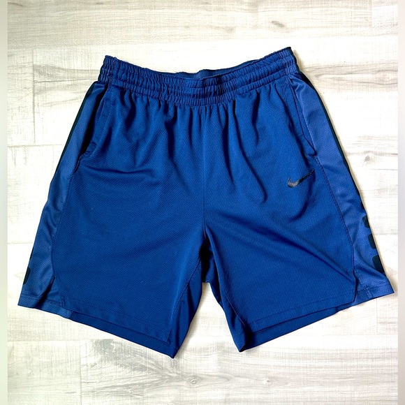 Nike Men’s Drifit Shorts XL || Blue‎ with black details - Picture 1 of 5